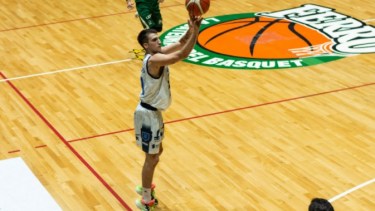 Agustín Perez Tapia viene de salir campeón con Quimsa y jugará en San Martín de Corrientes.