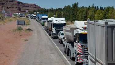 Los vecinos ya han realizado varios cortes de ruta para que se escuchen sus reclamos. (Foto ILUSTRATIVA de archivo).-
