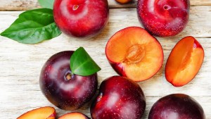 Crostata de ciruelas, un manjar de temporada