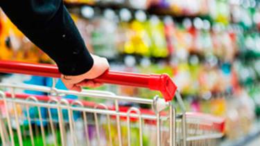 Pese a la mejora en la actividad, sigue bajo el consumo masivo
