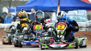 El Karting con Caja volverá con una prueba nocturna en la Isla Jordán