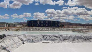 Hay dos fuentes de extracción del mineral que se destacan por ser económicamente rentables: litio de roca y el de salmueras ricas en litio. (Foto: gentileza)