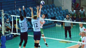 Ciudad logró su primer triunfo en la Liga de vóley