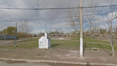 La plaza de Valentina donde se efectuaron los disparos. Foto: Google Maps.