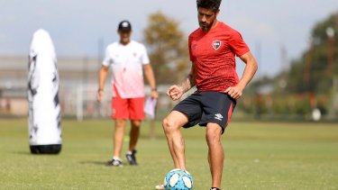 La deuda de Independiente con Boca por Pablo Pérez es parte de la negociación. El Rojo pide más dinero.  