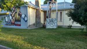 Robaron varias computadoras en el Registro Civil de Cipolletti