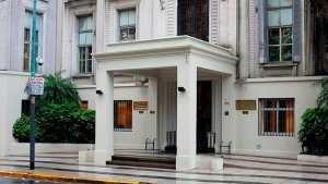 Un juez autorizó el tratamiento con dióxido de cloro a un paciente con Covid