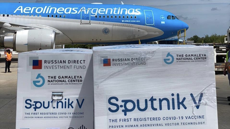 Nuevo vuelo a Moscú en busca de vacunas Sputnik V. 