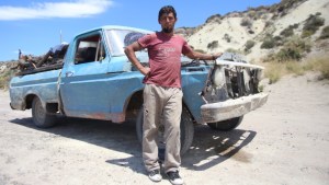 La restauración de la antigua F-100 del pulpero de Las Grutas está más cerca