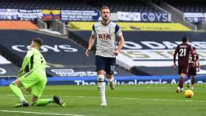 Tottenham no tuvo piedad del Leeds de Bielsa