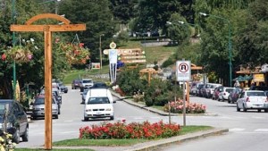 Después del desalojo del enfermero, un ministro de Neuquén cuestionó a los propietarios en destinos turísticos