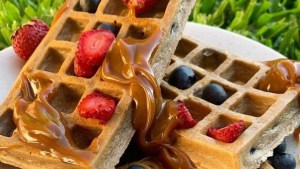 Waffles de avena para un desayuno saludable