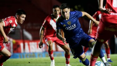 Zárate anotó el empate para Boca en el primer tiempo. 
