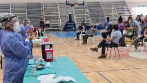 Vecinalistas anotarán a los adultos mayores que quieran  la vacuna contra el coronavirus