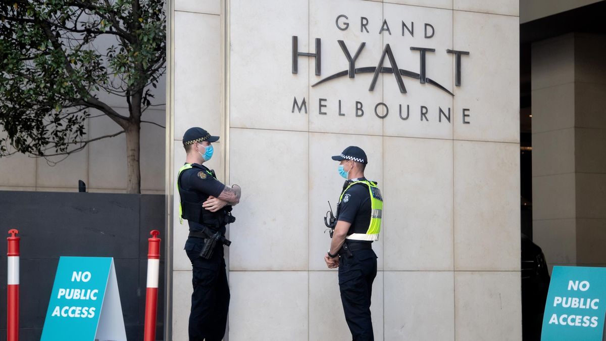 El positivo en el hotel Hyatt derivó en 600 personas aisladas.