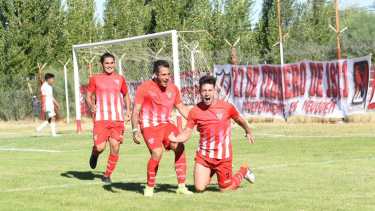 Si Independiente pasa jugará una final por el ascenso con Bolívar. (Foto: Florencia Salto)
