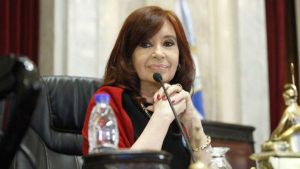 La Justicia suspende la sentencia que permitía a Cristina Kirchner cobrar dos pensiones vitalicias