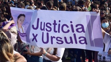 Participaron de la marcha diversos grupos de organizaciones sociales.