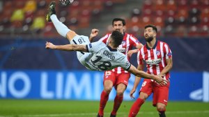 Champions: Lazio sufrió ante el campeón y el Chelsea sorprendió al Atlético Madrid