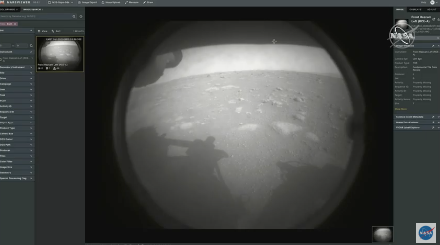 La primera imagen de Marte, obtenida tras el descenso del rover Perseverance. Foto: Nasa.-