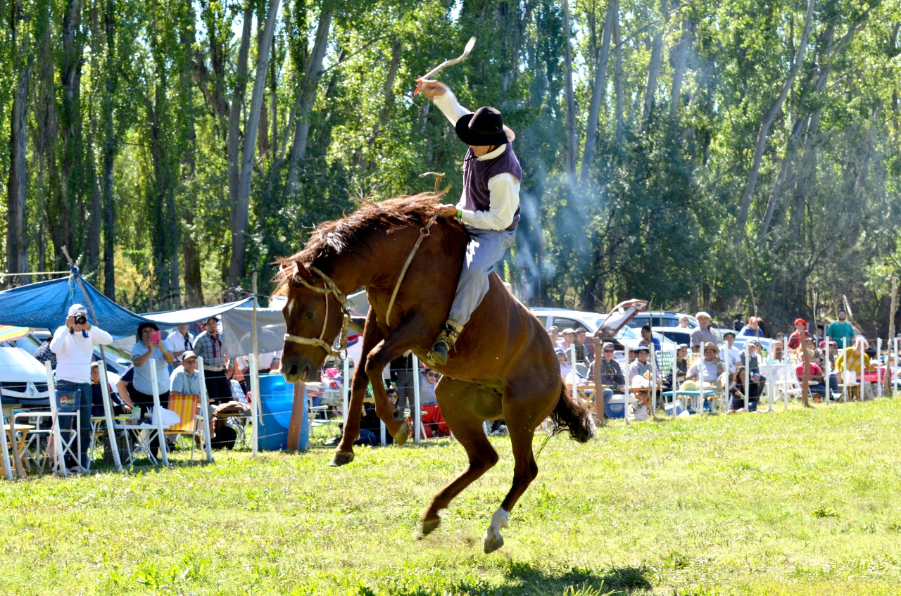 Este año no se hará la Fiesta Provincial de Gaucho en Chichinales. (Foto Néstor Salas)