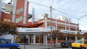 Renuncias masivas de médicos en el hospital Castro Rendón