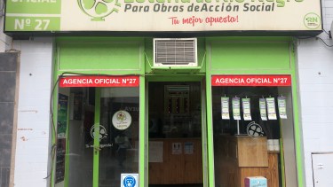 El cartón triunfador fue vendido en la Agencia N° 27 de Viedma. 