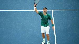 Djokovic venció a Zverev y llegó a semifinales en Australia