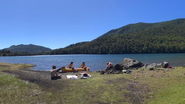Laguna Verde, una maravilla cerca del lago Curruhue Grande.