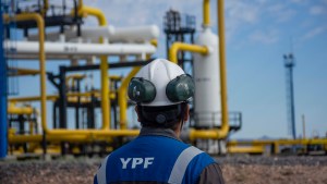 Las acciones de YPF trepan hasta un 7% tras un balance positivo