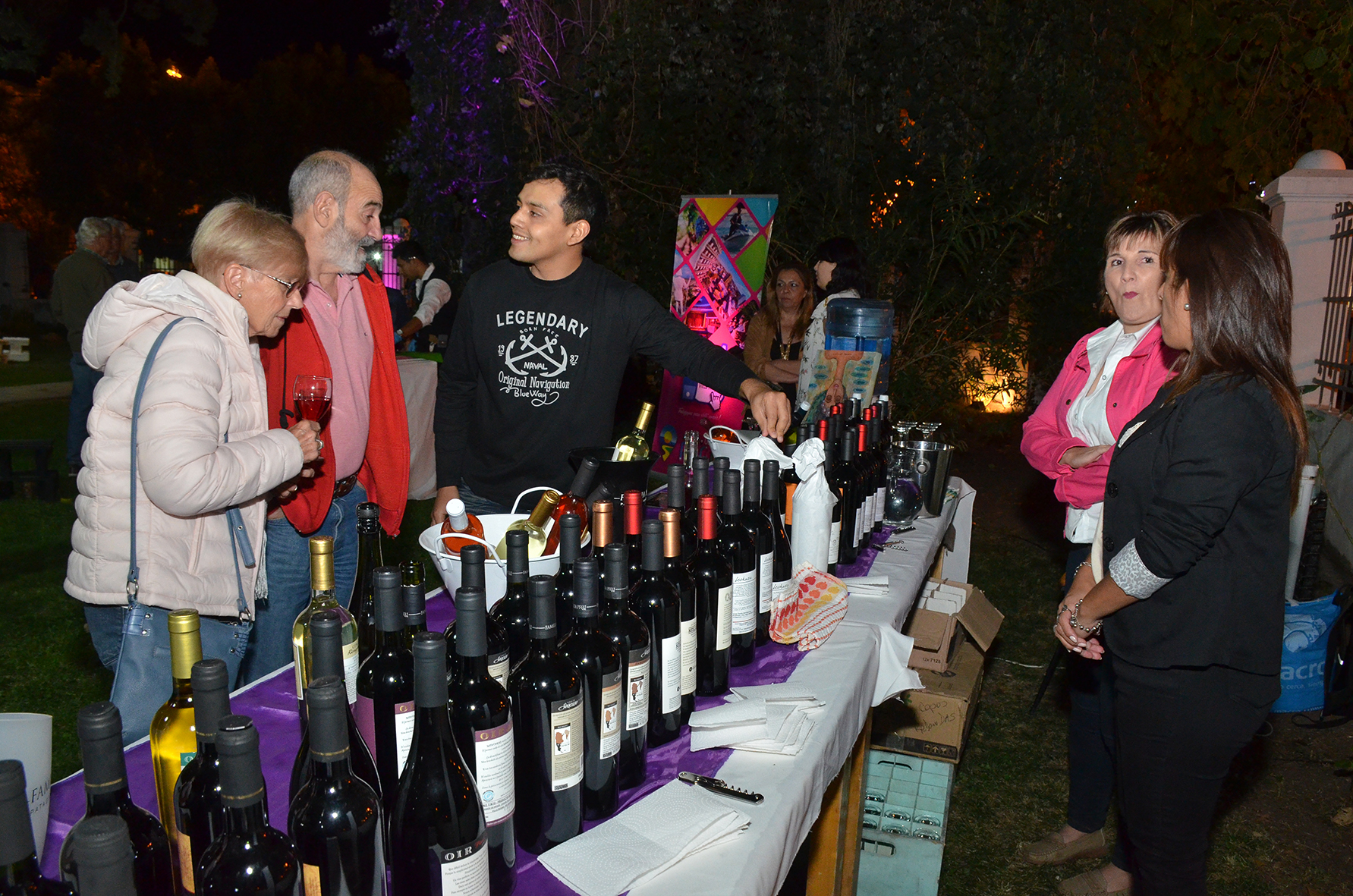 La degustación de vinos de la región es parte fundamental del festejo Vendimia. (Foto archivo)