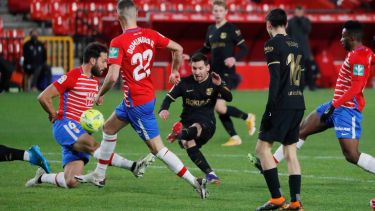 Lio viene de meterle dos goles a Granada en el duelo reciente por Liga.