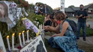 Femicidio de Villa La Angostura: velan a Guadalupe en el paraje donde se crio