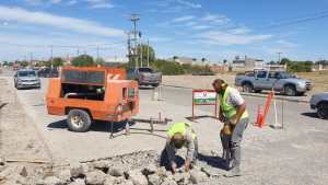 Continúan los trabajos de mejoramiento en calles de Viedma