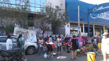 El edificio de Rentas fue el lugar elegido el viernes para la mesa de negociación. Foto: archivo Yamil Regules.