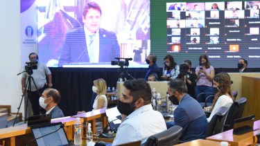 La propuesta de renovar el Concejo junto con la elección del intendente cayó bien en la oposición (foto Florencia Salto)