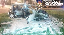 Imagen de Un auto quemado y cuatro vuelcos durante el fin de semana en Neuquén