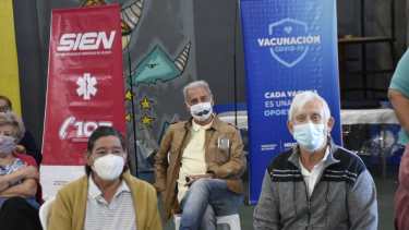 Sobisch fue a vacunarse este mes al Gigante del Este. Foto: archivo Florencia Salto.