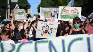 Neuquén pidió justicia por el femicidio de Guadalupe en Villa la Angostura