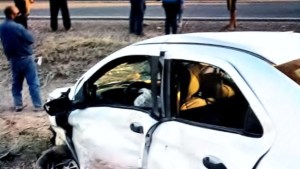 Una mujer sufrió lesiones graves un cuádruple choque en la ruta 22