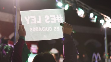 La norma fue aprobada por 38 votos positivos, 29 negativos y 1 abstención. Foto Florencia Salto.