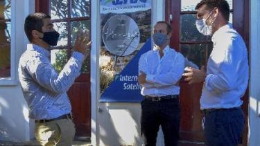 El ministro Buteles puso en funciones al nuevo presidente de Altec, Juan Manuel Ríos. Gentileza