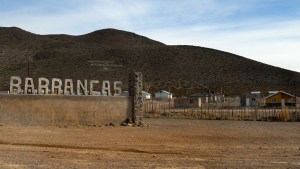 Desarticularon una fiesta clandestina en Barrancas que se hacía en casa de un policía