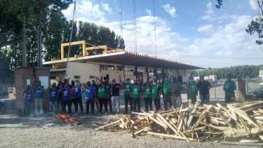 Trabajadores de Senasa, bloquean los ingresos a la Aduana de Regina. (Foto gentileza)