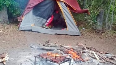 En Villa La Angostura multarán a quienes hagan fuego en lugares no habilitados. (Foto: gentileza)