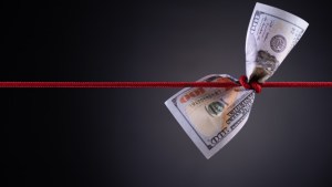 “Dólar atado”, la estrategia de Guzman en el primer trimestre