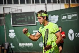 Etcheverry a semifinales en el Challenger de Turquía