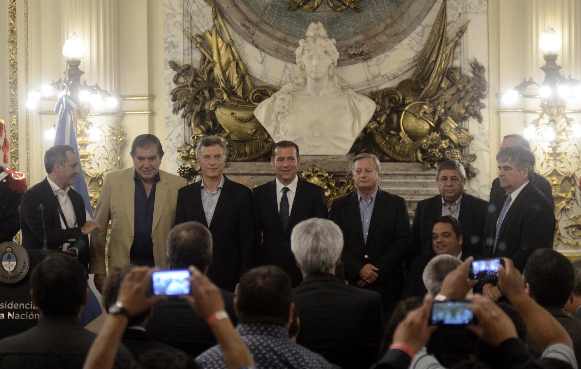 El acto que anunció la adenda de Vaca Muerta reunió a los principales actores políticos del momento en Casa Rosada. (Foto: gentileza)