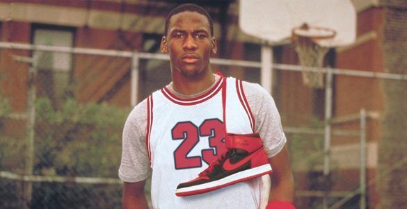 Michael Jordan cumple hoy 58 años. 