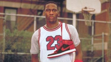 Michael Jordan cumple hoy 58 años. 